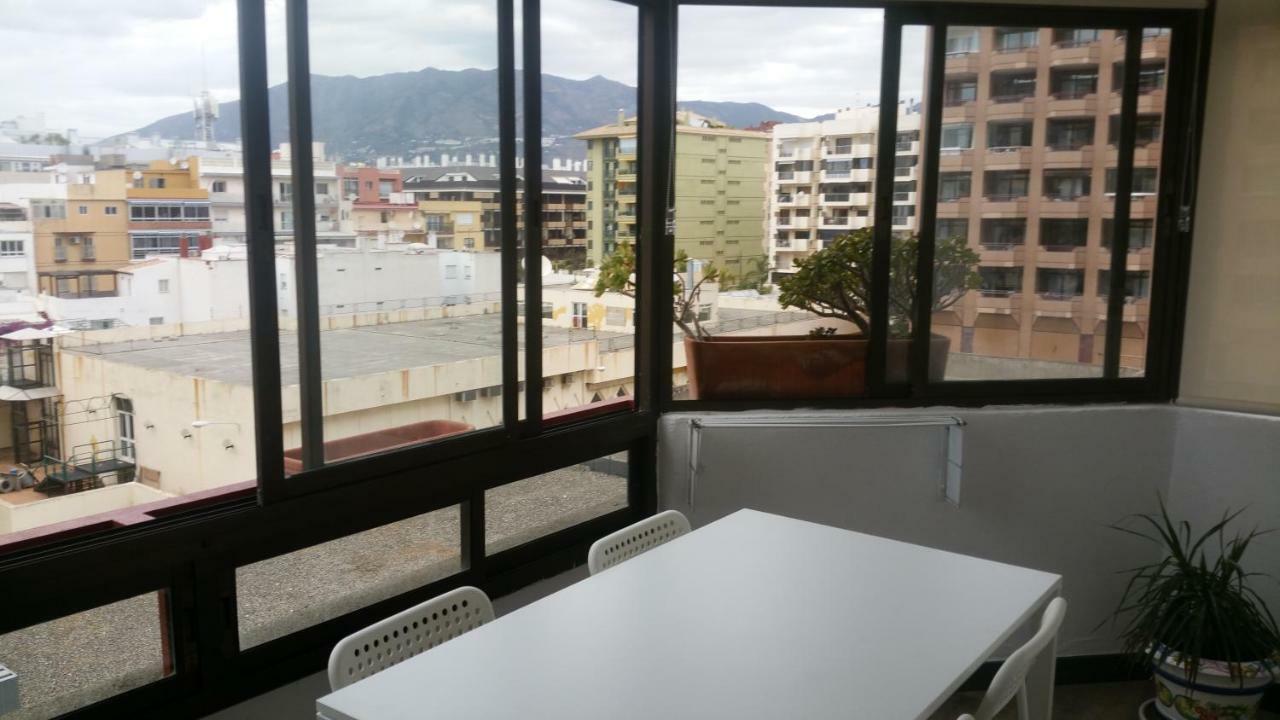 شقة Apartamento Junto Al Puerto De فوينخيرولا المظهر الخارجي الصورة